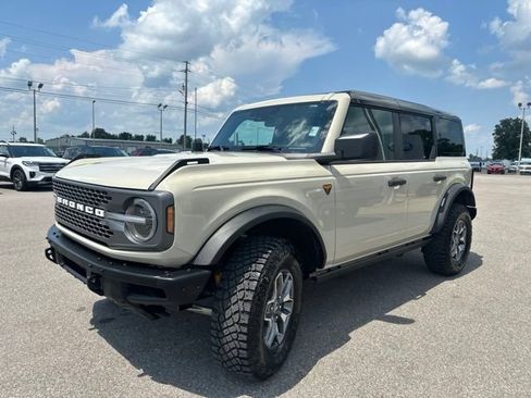 Used 2025 Ford Bronco Badlands AWD/4WD image 31