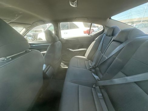 Used 2023 Nissan Altima 2.5 SV FWD image 8