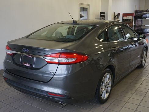 Used 2017 Ford Fusion S image 12