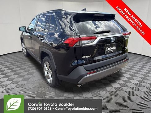 Used 2021 Toyota RAV4 Limited w/ Limited Grade Weather Package AWD/4WD image 5