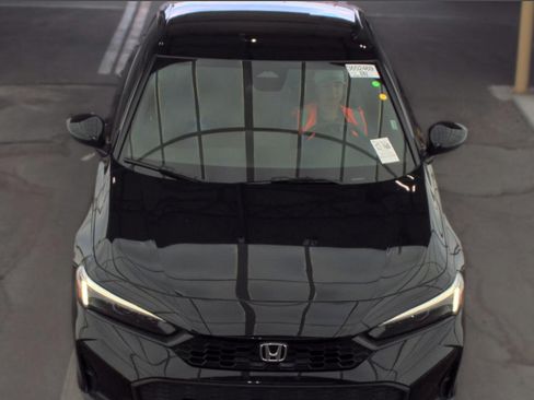 Used 2025 Honda Civic Sport image 3