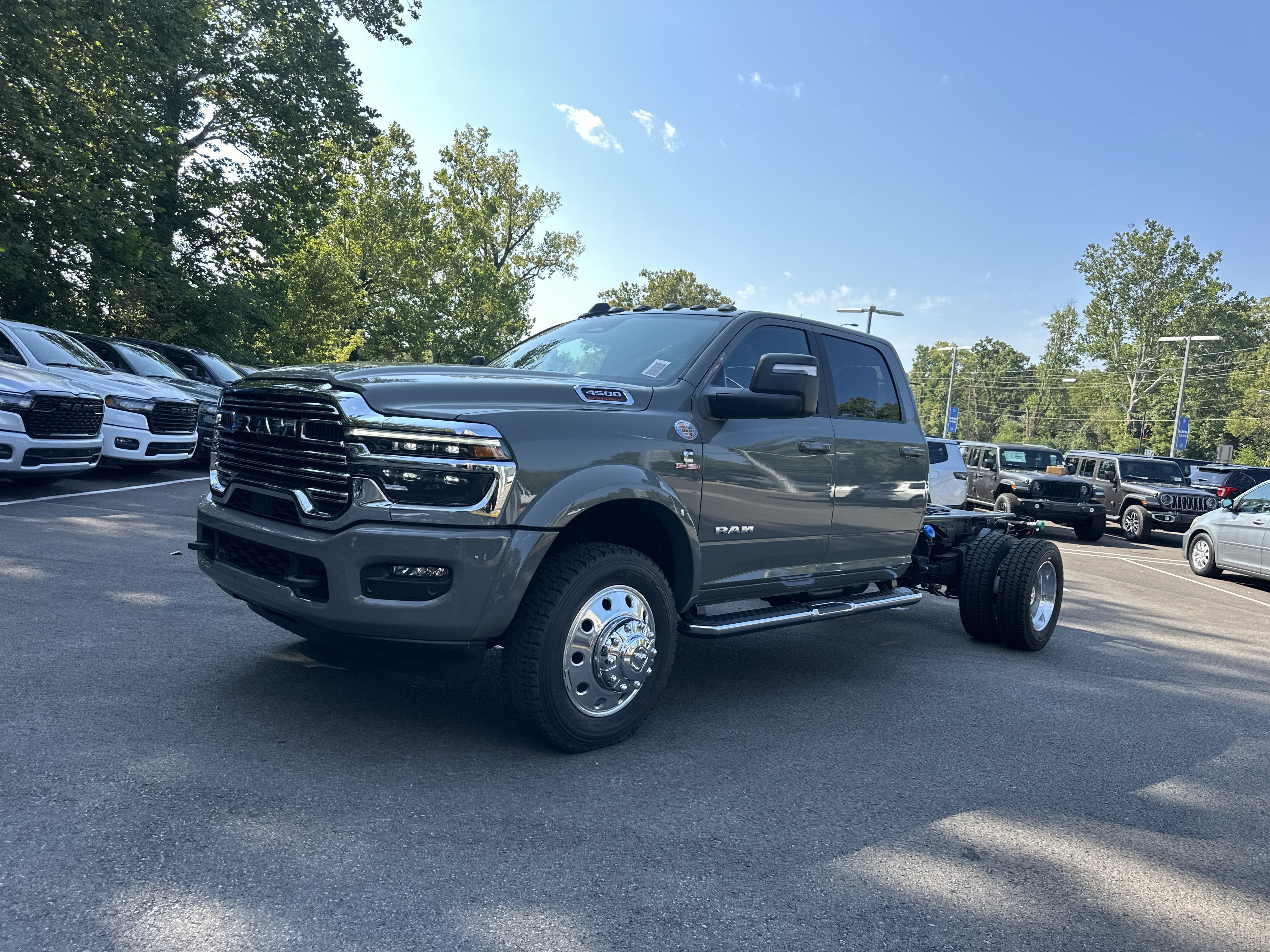 New 2027 RAM 4500 4x4 Crew Cab DRW w/ Laramie Trim Package image 26