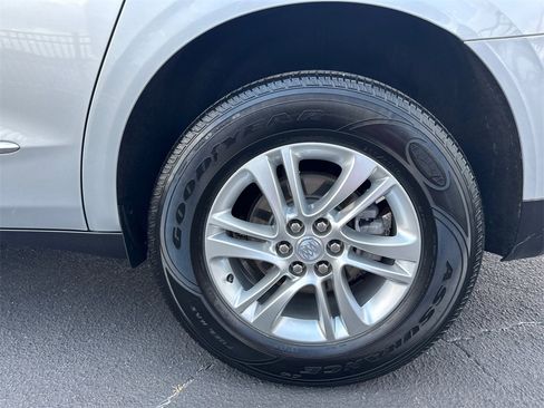 Certified 2021 Buick Enclave Essence image 21