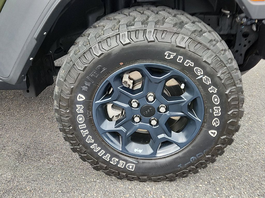 Used 2023 Jeep Wrangler Unlimited w/ Cold Weather Group AWD/4WD image 8