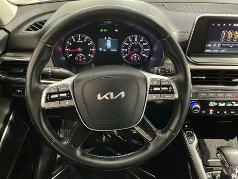 Used 2022 Kia Telluride EX w/ EX Premium Package image 24