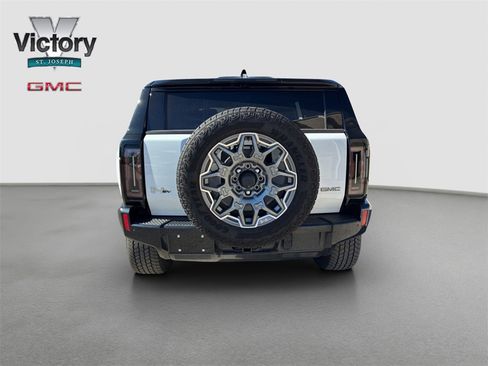 Used 2024 GMC Hummer EV 3X image 16