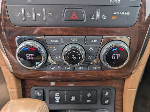 Used 2015 Buick Enclave Leather image 19