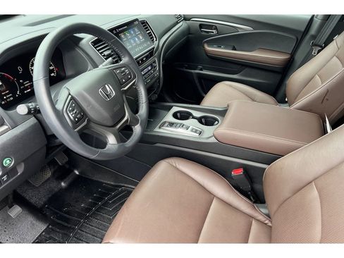 Used 2025 Honda Ridgeline RTL image 12