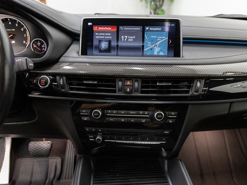 Used 2018 BMW X6 M AWD/4WD image 18
