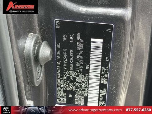 Used 2025 Toyota Sienna XLE w/ XLE Plus Package AWD/4WD image 25