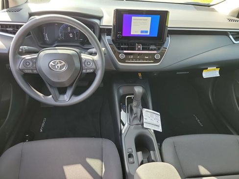 New 2026 Toyota Corolla LE w/ LE Premium Package FWD image 28