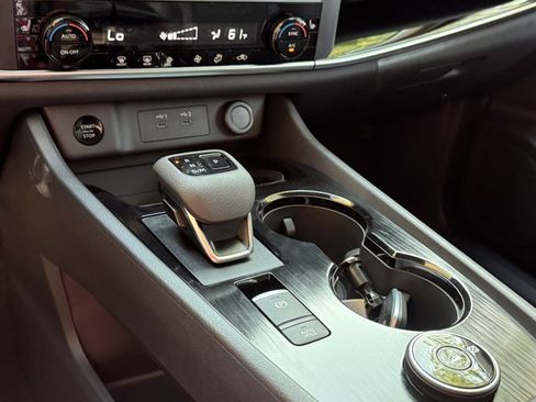 New 2026 Nissan Rogue SV AWD/4WD image 10
