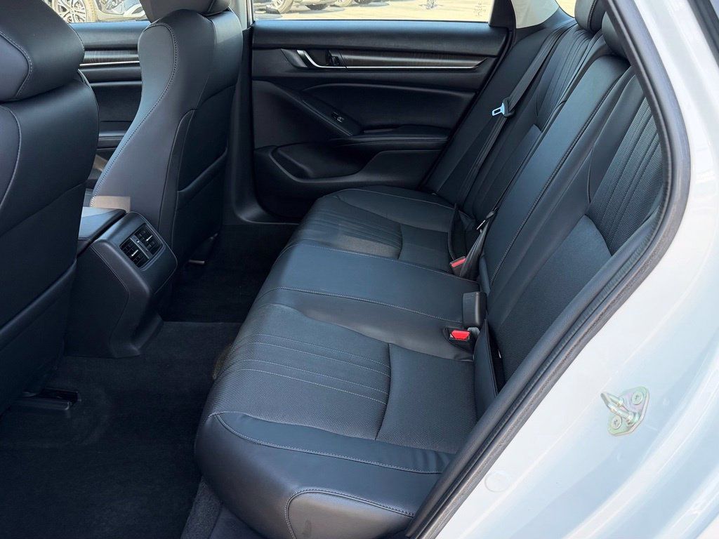 Used 2018 Honda Accord EX-L image 28