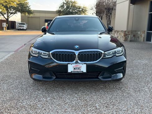 Used 2020 BMW 330i Sedan w/ Convenience Package image 4