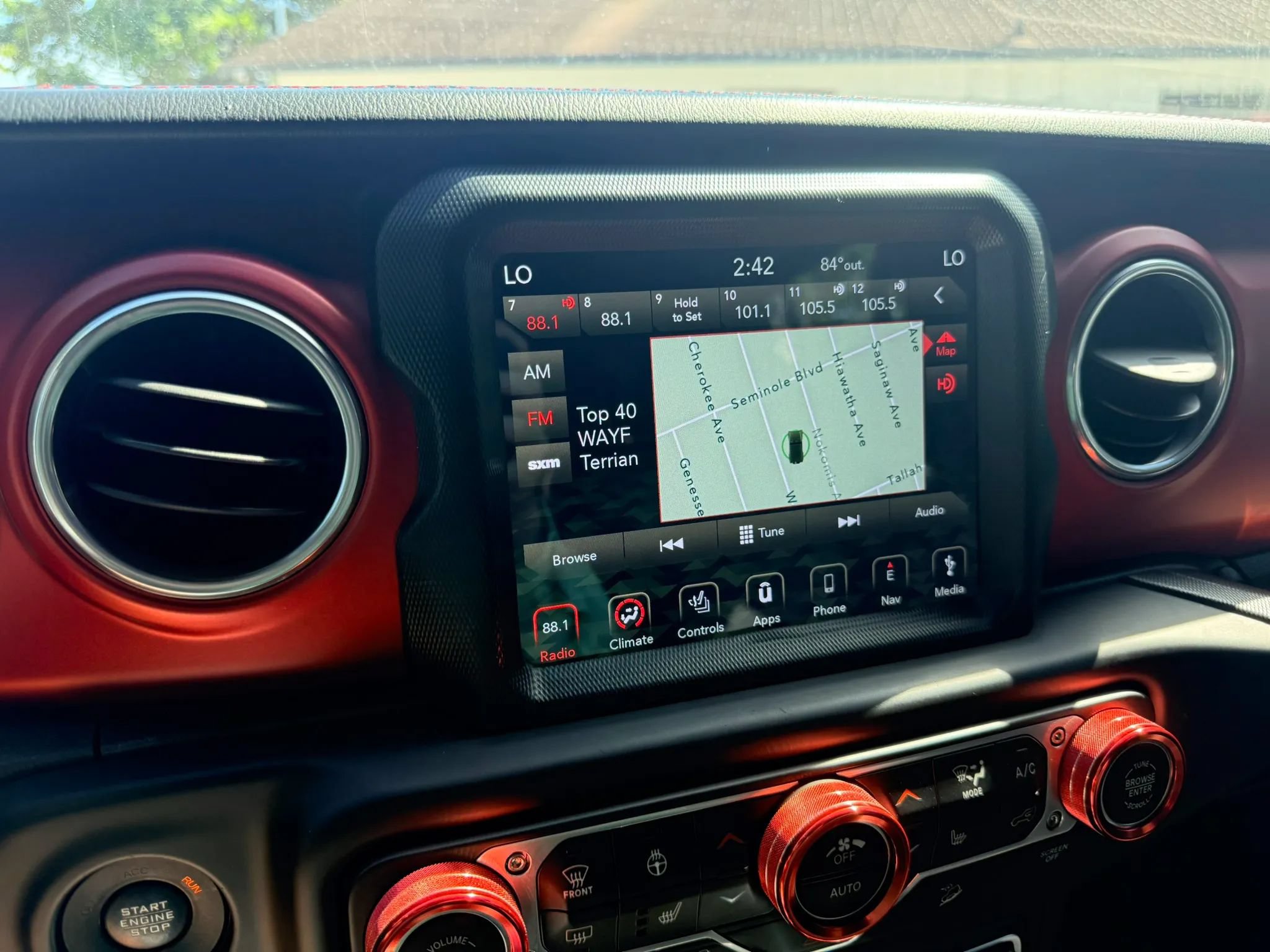 Used 2018 Jeep Wrangler Unlimited Rubicon AWD/4WD image 21