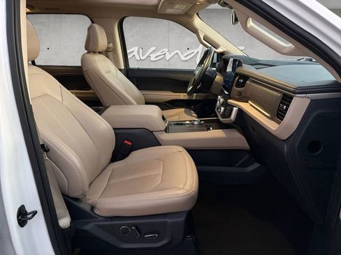 Used 2024 Ford Expedition Max Limited image 24