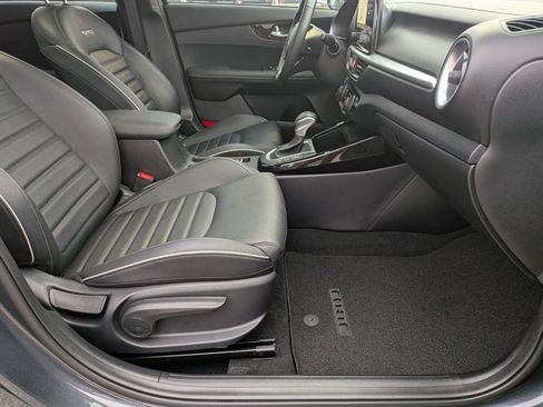 Used 2024 Kia Forte GT-Line w/ GT-Line Premium Package image 21