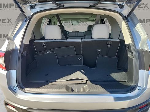 Used 2024 Honda Pilot Touring image 29