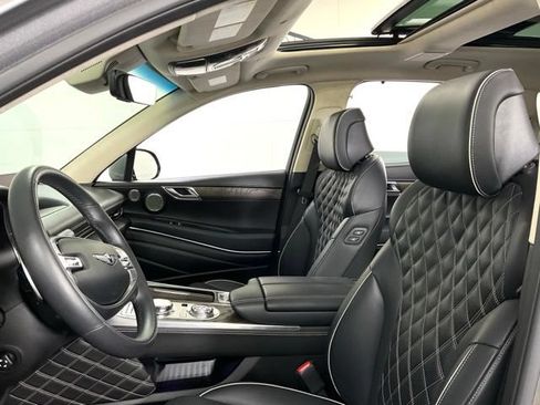 Used 2024 Genesis GV80 3.5T w/ Prestige Package AWD/4WD image 32