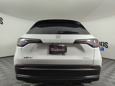 New 2026 Honda HR-V LX image 4