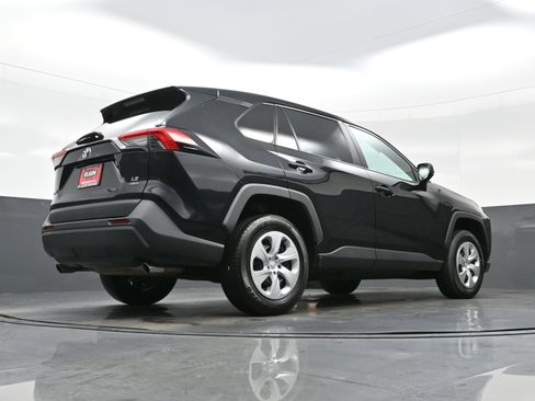 Used 2024 Toyota RAV4 LE image 30