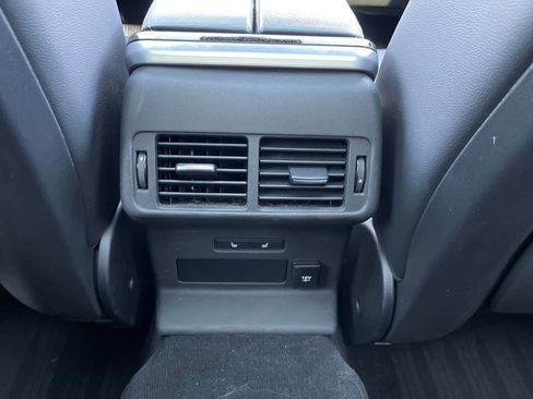 Used 2021 Land Rover Range Rover Velar R-Dynamic S image 24