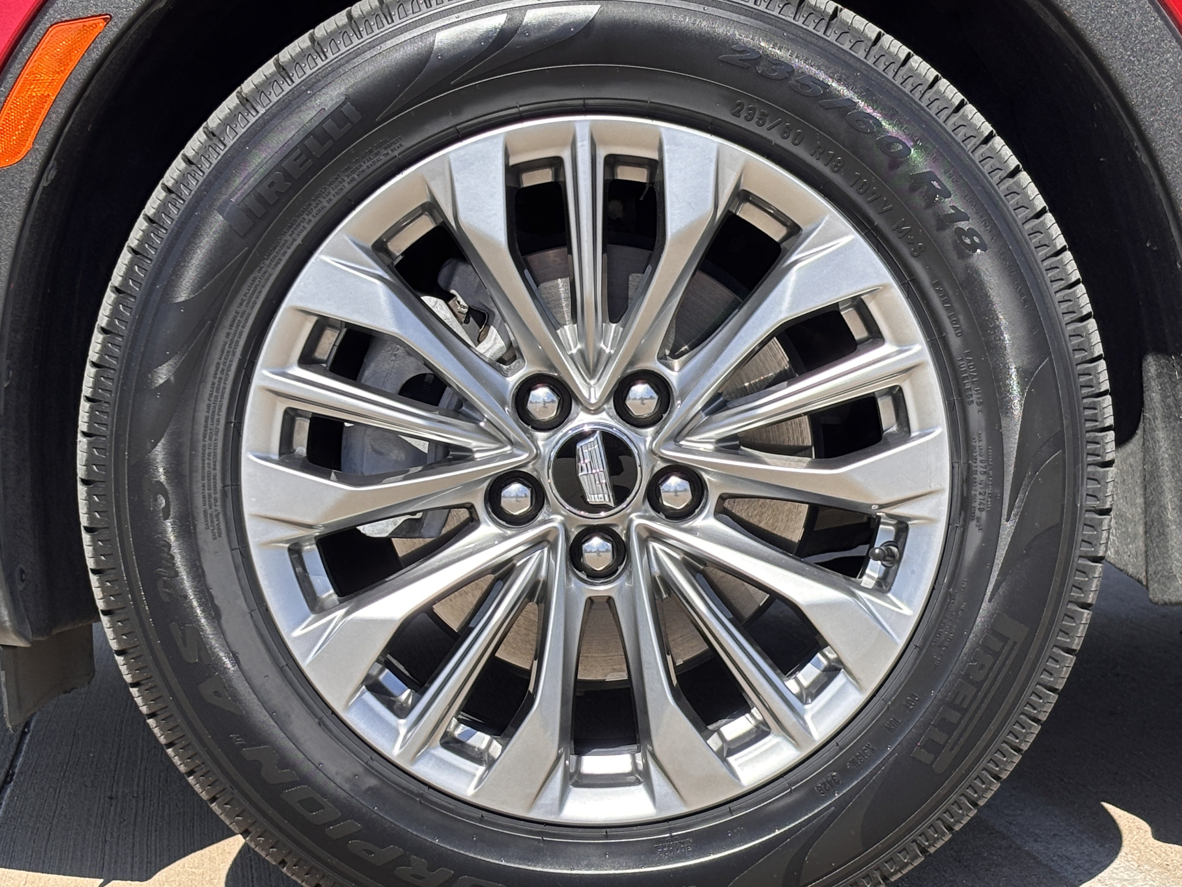 Used 2024 Cadillac XT4 Premium Luxury FWD image 12