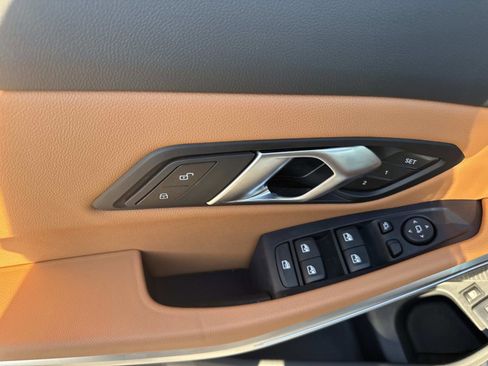 Used 2024 BMW 330e RWD image 18