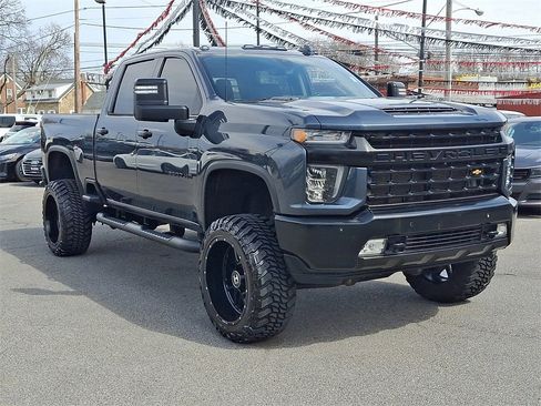 Used 2020 Chevrolet Silverado 2500 LTZ w/ LTZ Premium Package image 4