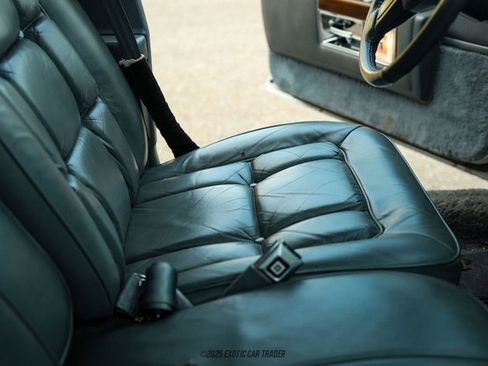 Used 1986 Cadillac Brougham Brougham image 25