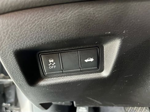 Used 2022 INFINITI Q50 Luxe w/ Cargo Package image 10