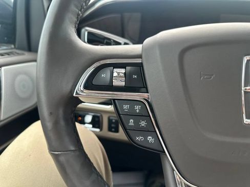 Used 2024 Lincoln Navigator Reserve AWD/4WD image 41