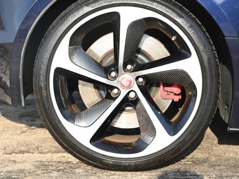 Used 2016 Jaguar F-TYPE R AWD/4WD image 14