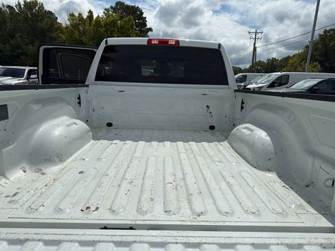 Used 2024 RAM 2500 Big Horn image 27