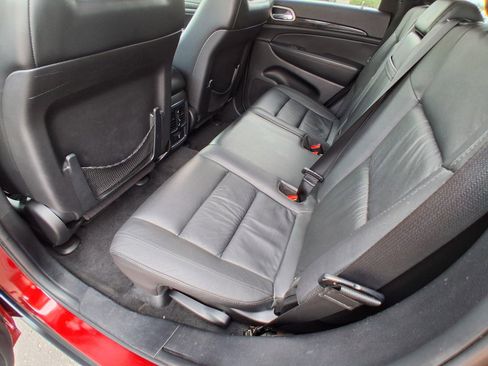 Used 2013 Jeep Grand Cherokee Laredo image 21