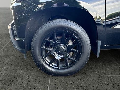Used 2021 Chevrolet Silverado 1500 Custom AWD/4WD image 14
