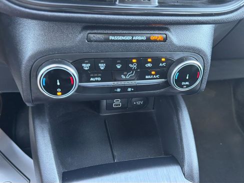 Used 2025 Ford Escape ST-Line image 27