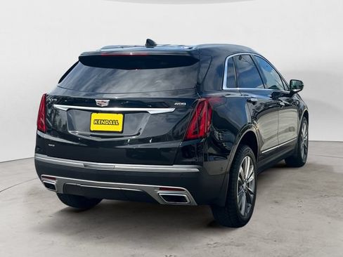 Used 2022 Cadillac XT5 Premium Luxury w/ Technology Package AWD/4WD image 5