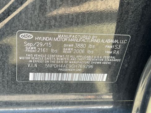 Used 2016 Hyundai Elantra SE FWD image 26
