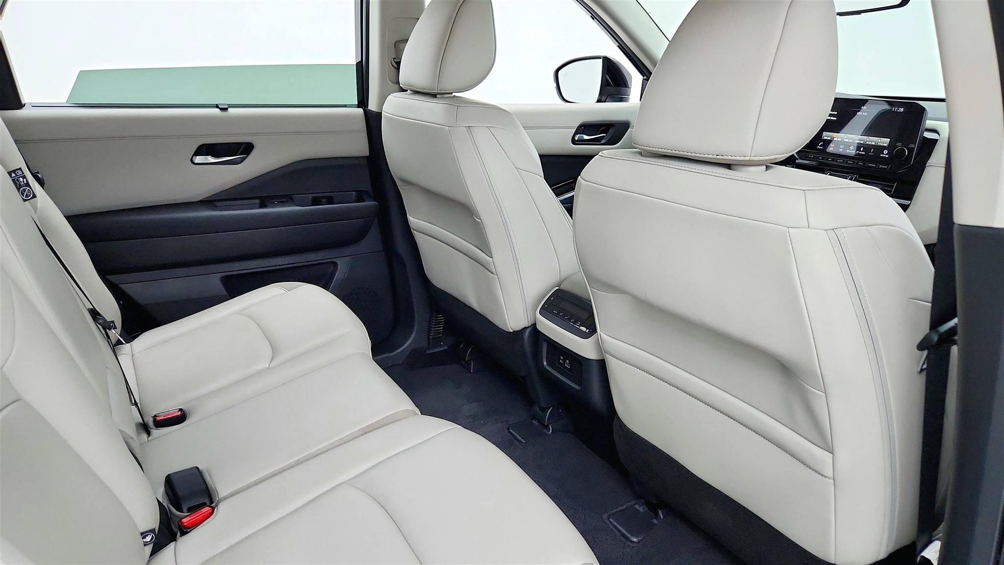 Used 2024 Nissan Pathfinder SL w/ Cargo Package FWD image 36