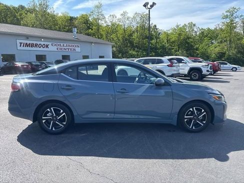 Used 2025 Nissan Sentra SV w/ All-Weather Package FWD image 5
