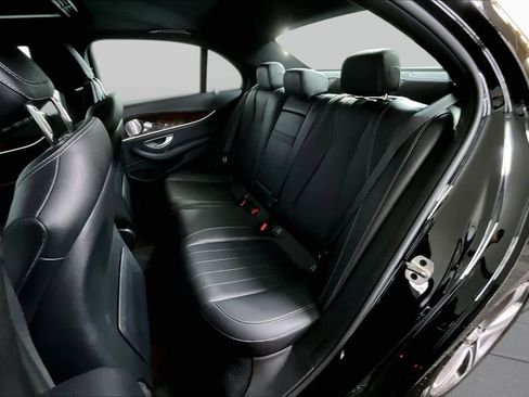 Used 2020 Mercedes-Benz E 350 4MATIC Sedan image 21