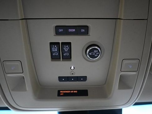 Used 2019 GMC Yukon SLT w/ Open Road Package image 38