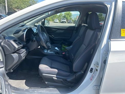 Used 2019 Subaru Crosstrek 2.0i Premium AWD/4WD image 17