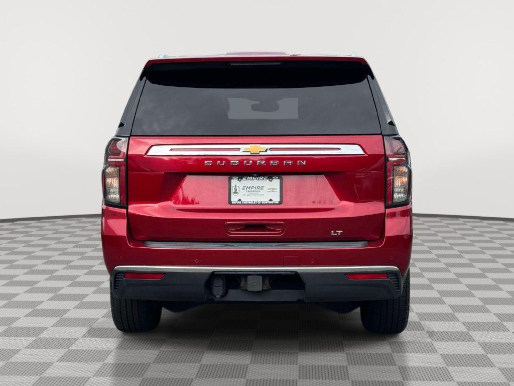 Used 2021 Chevrolet Suburban LT w/ LT Signature Package AWD/4WD image 6