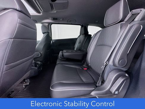 Used 2023 Honda Odyssey Elite image 34