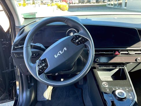 Used 2024 Kia Niro Wind image 17