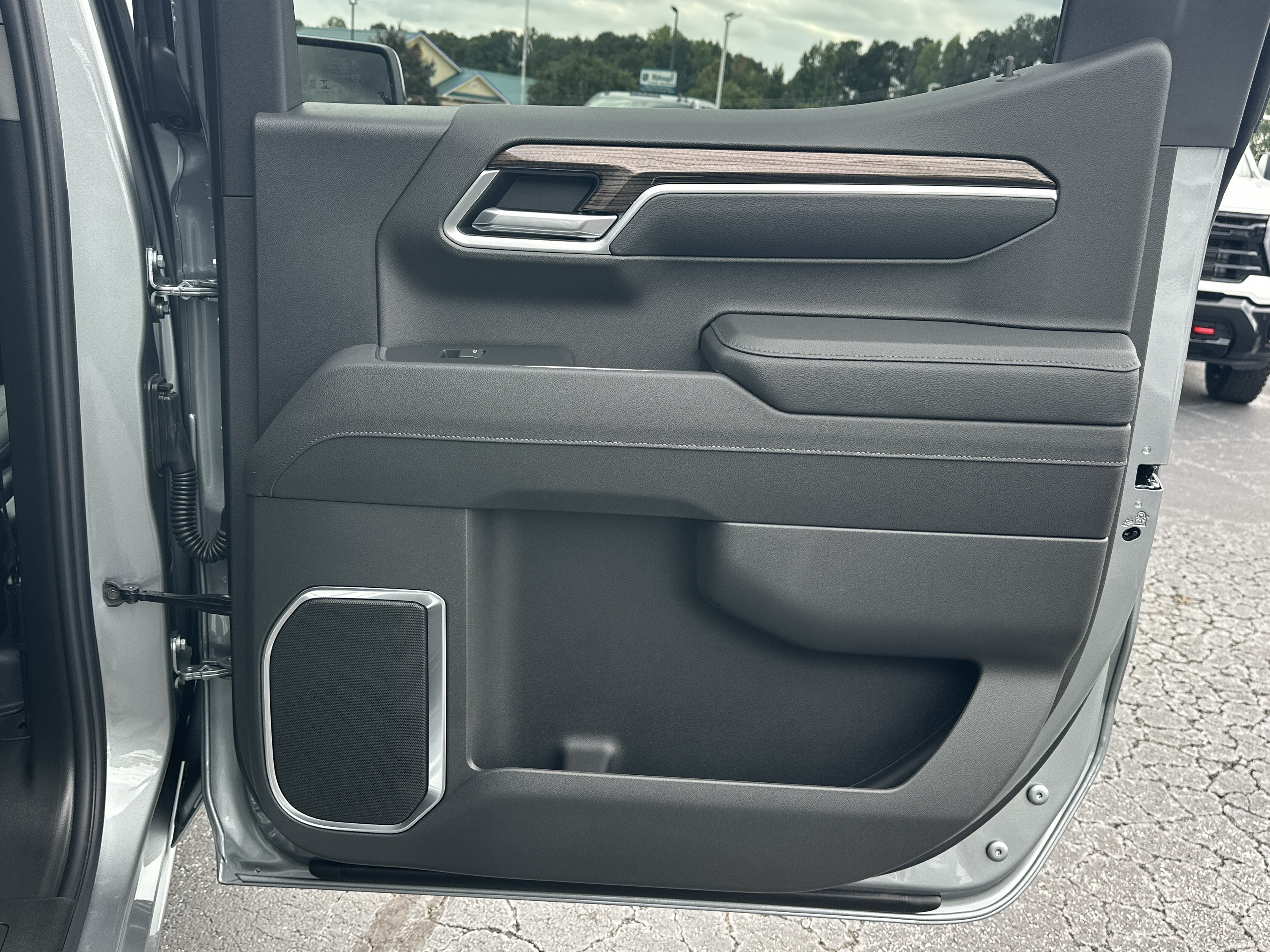 New 2026 Chevrolet Silverado 1500 RST AWD/4WD image 18