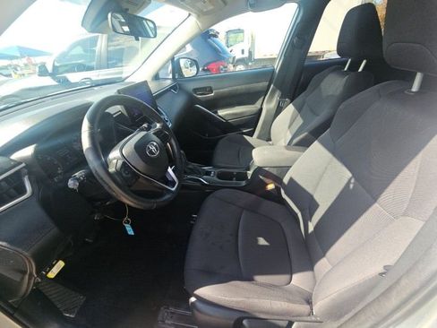 Used 2023 Toyota Corolla Cross LE image 24
