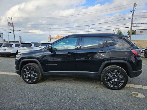 New 2025 Jeep Compass Limited w/ Sun & Sound Group image 2